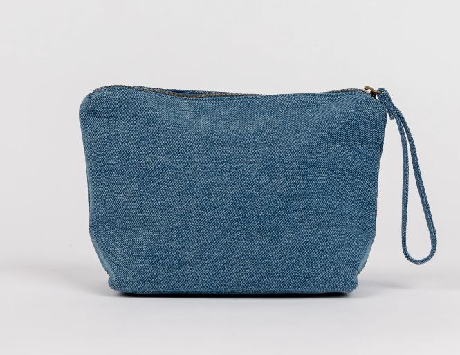 ESSENTIALS 2 POUCH