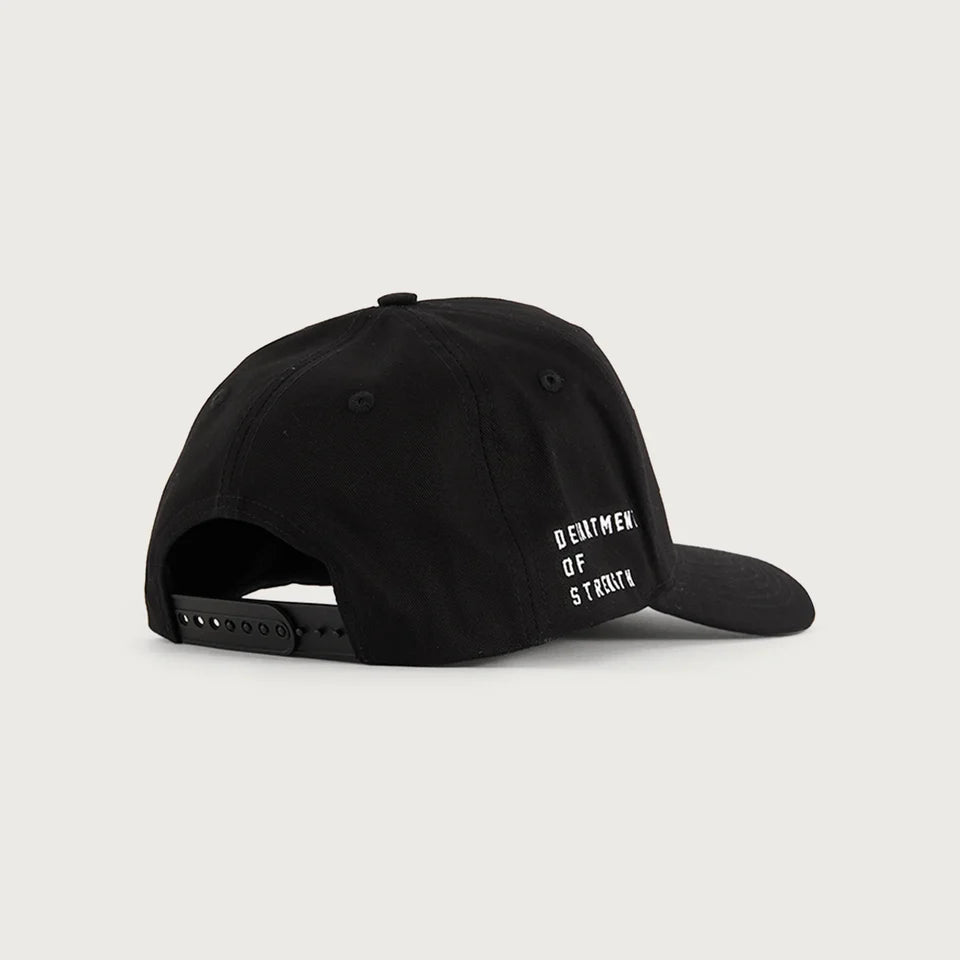 MAGNA 5 PANEL CURVED PEAK CAP, JET BLACK, KISS CHACEY