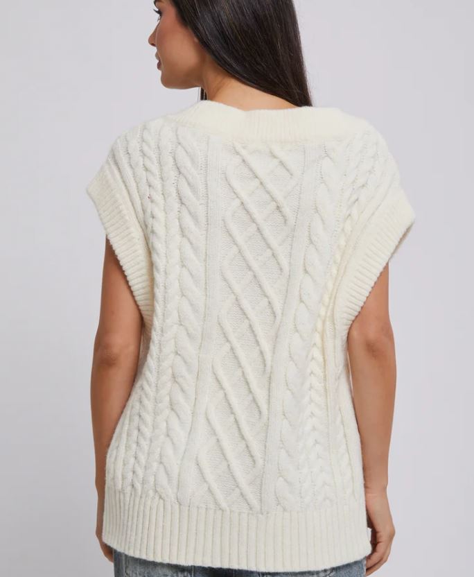 ESTHER CABLE KNIT VEAT